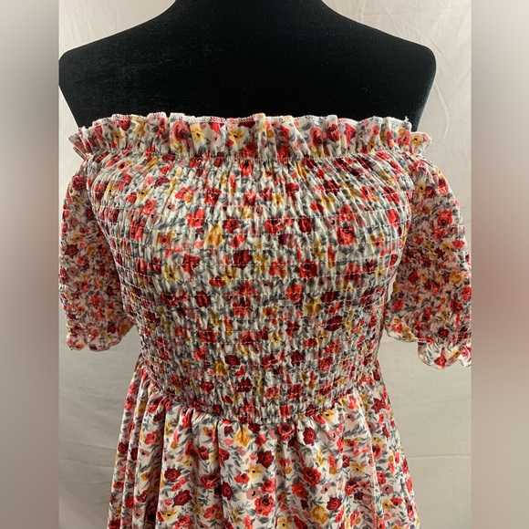 Boho Ditsy Floral Off Shoulder Wrap Hem Dress - Picture 6 of 6